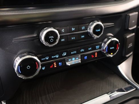 Used 2022 Ford F150 Platinum w/ Equipment Group 701A High image 8