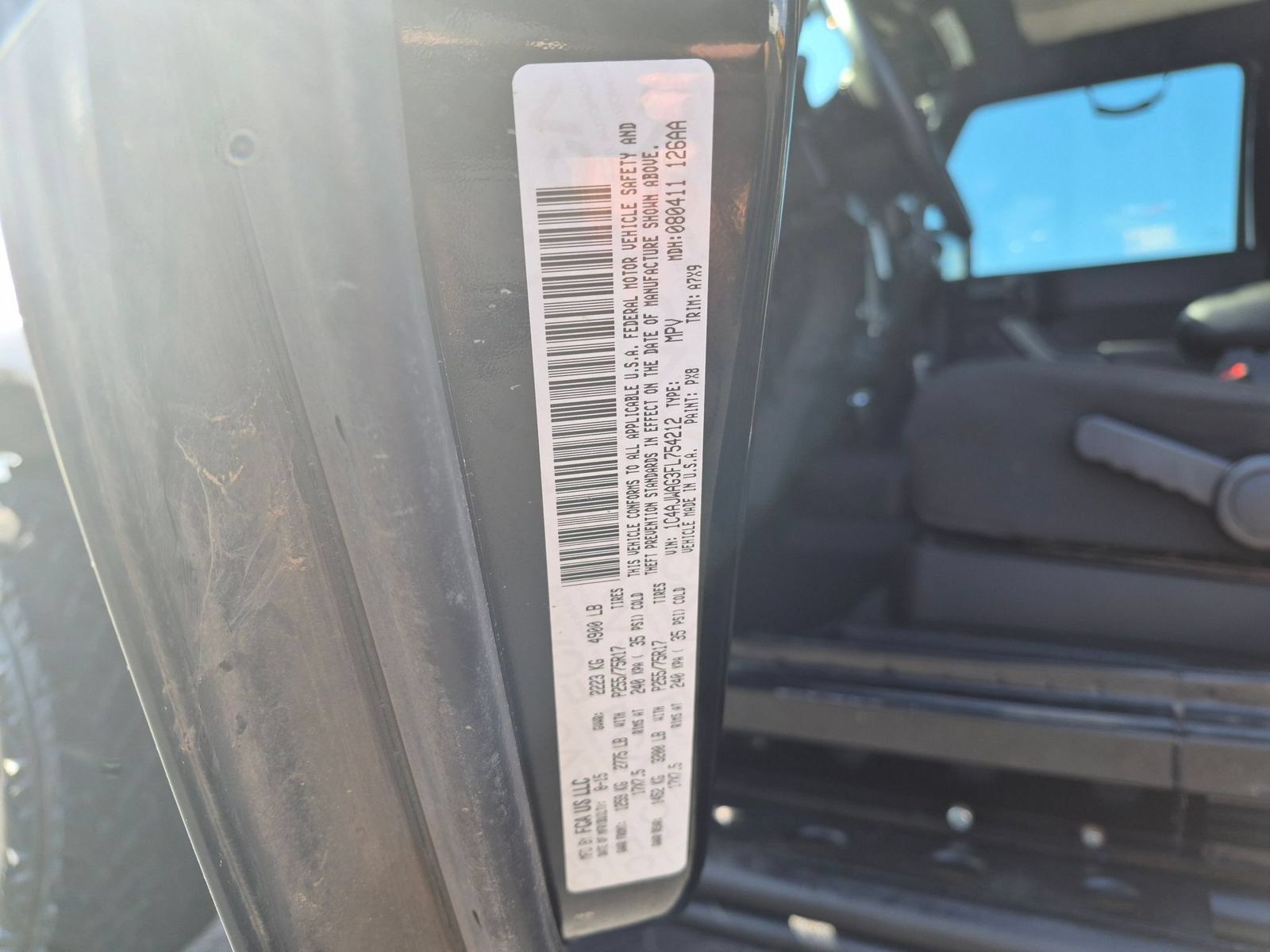 Used 2015 Jeep Wrangler Sport w/ Quick Order Package 24S AWD/4WD image 19