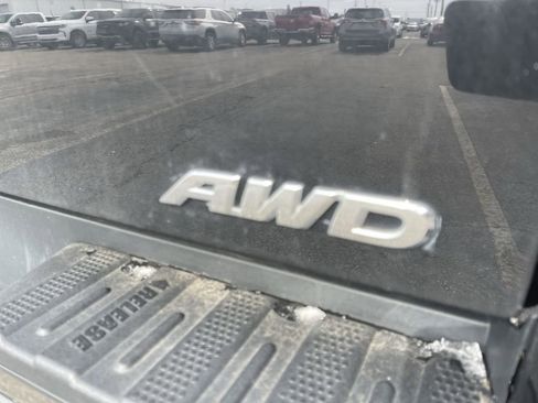 Used 2019 Honda Ridgeline Black Edition image 9