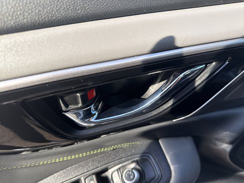 Used 2021 Subaru Outback Onyx Edition XT w/ Popular Package #2 image 17