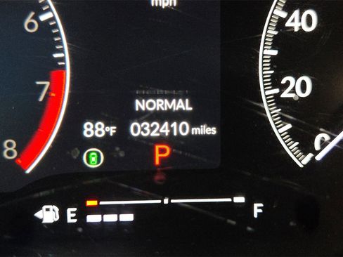 Used 2024 Honda Civic Sport image 12