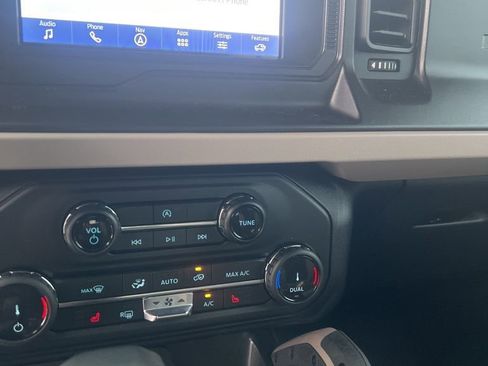 Used 2022 Ford Bronco Big Bend image 14