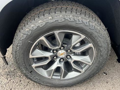 New 2026 Chevrolet Silverado 1500 LT image 9