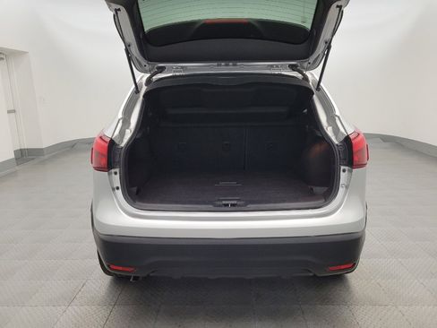 Used 2017 Nissan Rogue Sport SL image 29