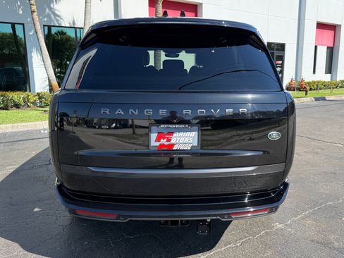 Used 2023 Land Rover Range Rover SE image 18