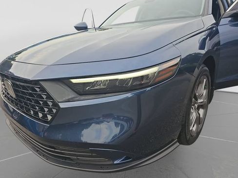Used 2023 Honda Accord EX image 26