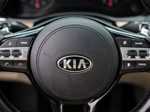 Used 2018 Kia Cadenza Technology FWD image 32
