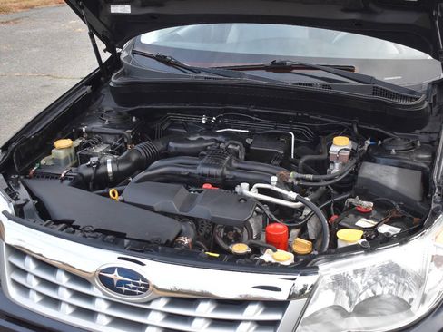 Used 2012 Subaru Forester 2.5X Premium w/ All-Weather Pkg image 33