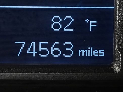 Used 2018 Toyota 4Runner Limited RWD image 17