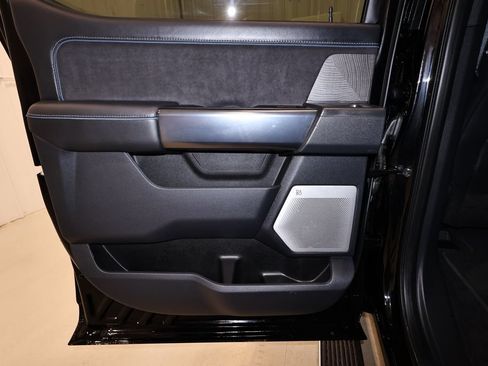 Certified 2025 Ford F350 Platinum AWD/4WD image 15
