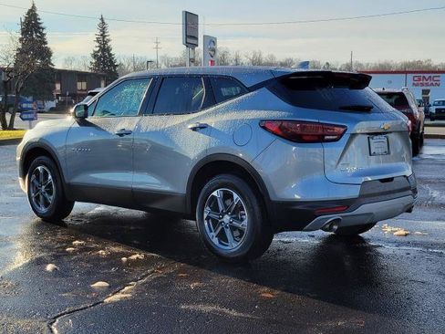 Certified 2025 Chevrolet Blazer LT image 3