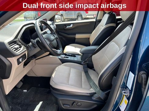 Used 2020 Ford Escape Titanium image 11