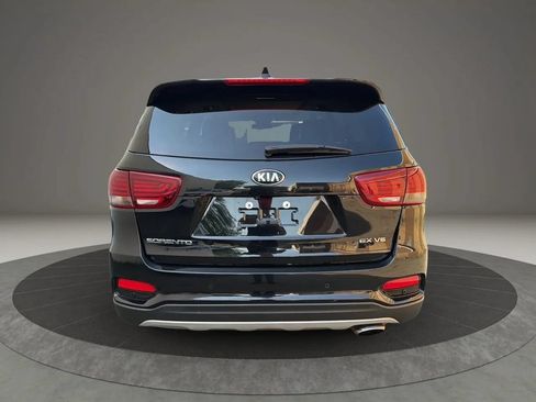 Used 2019 Kia Sorento EX AWD/4WD image 6