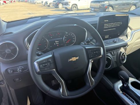 New 2026 Chevrolet Blazer LT image 25