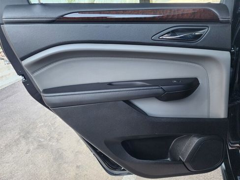 Used 2010 Cadillac SRX Premium image 72