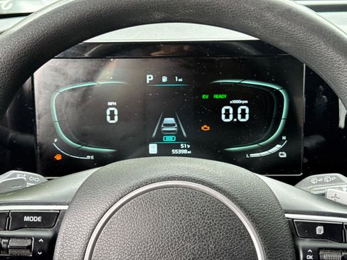 Used 2023 Kia Sportage LX image 17