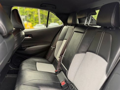 Used 2022 Toyota Corolla XSE FWD image 5