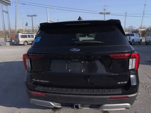 Used 2025 Ford Explorer Platinum w/ LUX Leather Package image 14