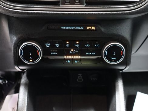 Used 2025 Ford Escape Active image 28