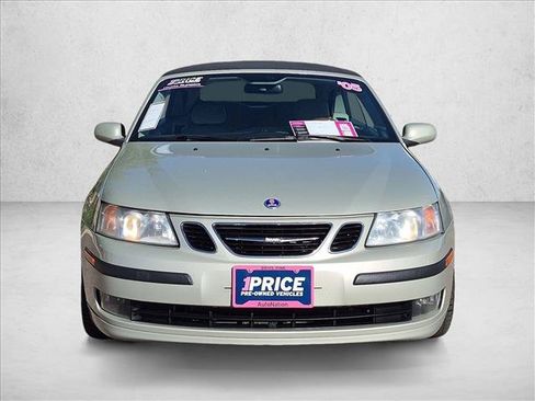Used 2005 Saab 9-3 Arc FWD image 2