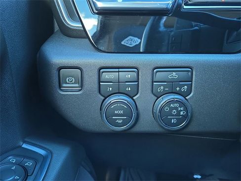 Used 2022 Chevrolet Silverado 1500 RST w/ Z71 Off-Road Package image 24