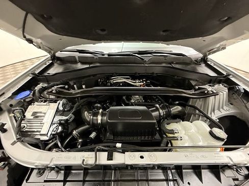 Used 2024 Ford Explorer King Ranch w/ Technology Package image 33