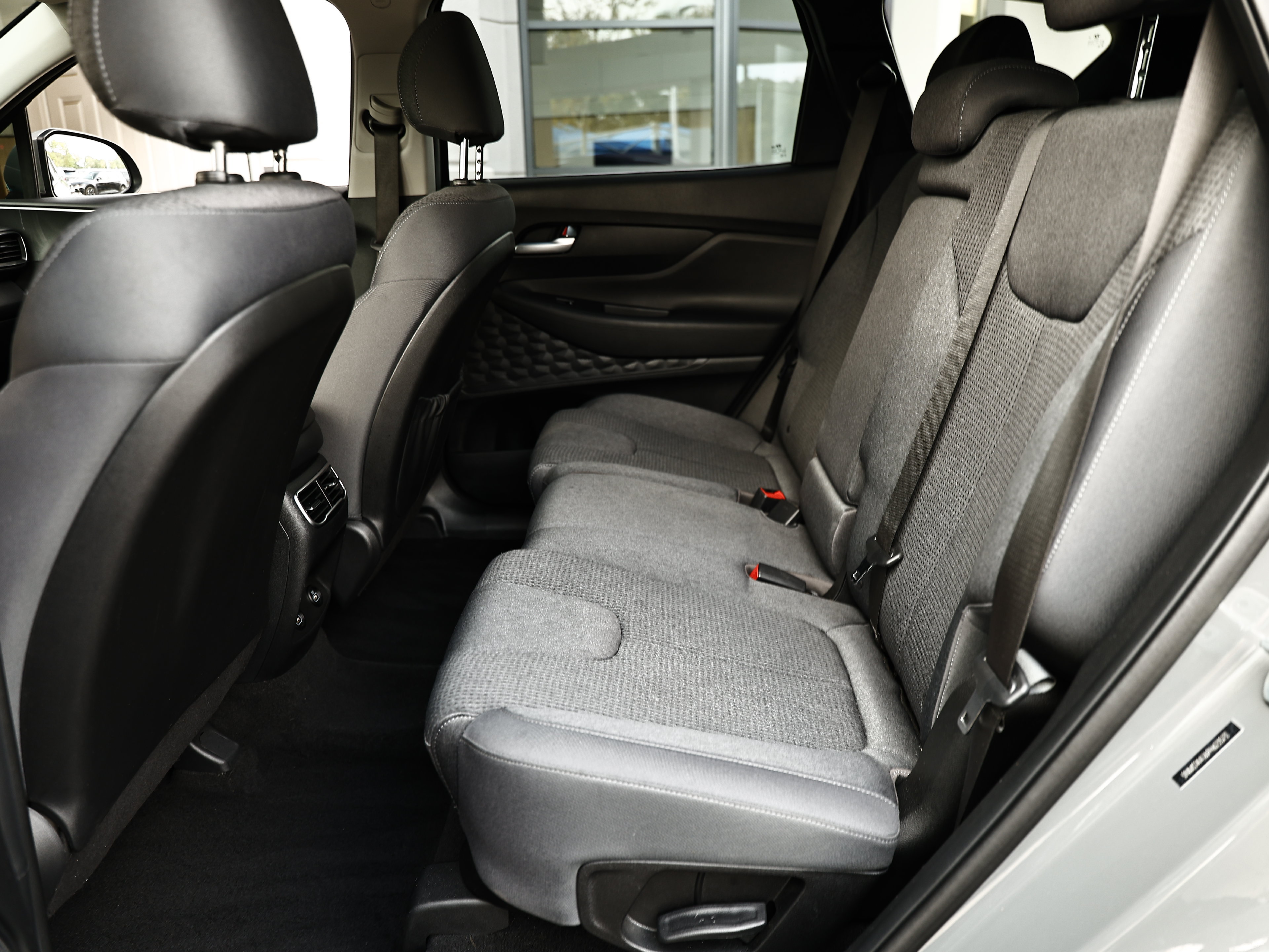 Used 2023 Hyundai Santa Fe SE FWD image 24