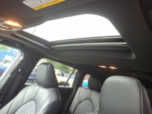 Used 2023 Toyota Highlander XSE image 15