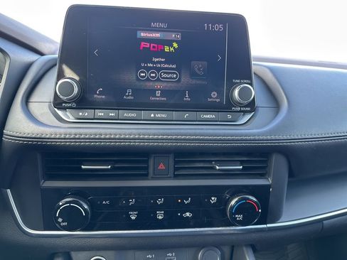 Used 2023 Nissan Rogue S image 18