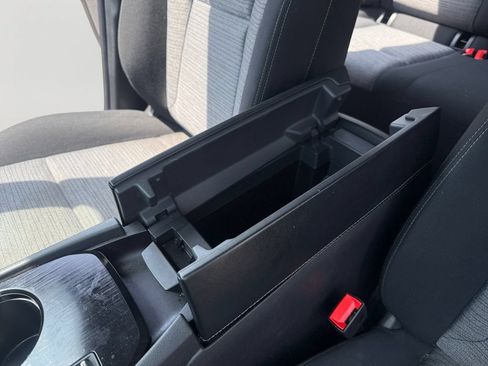 Used 2023 Nissan Rogue SV FWD image 20