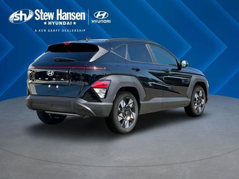 Used 2025 Hyundai Kona SEL AWD/4WD image 8