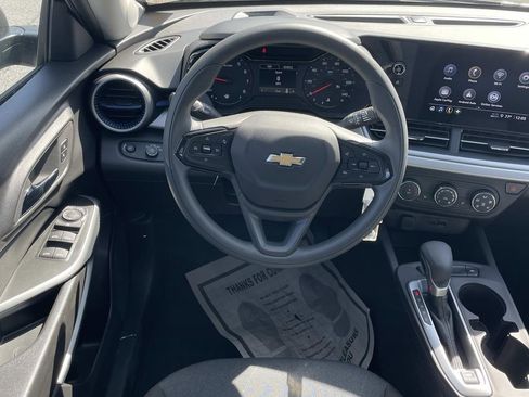 New 2026 Chevrolet Trax LS w/ LS Convenience Package image 12