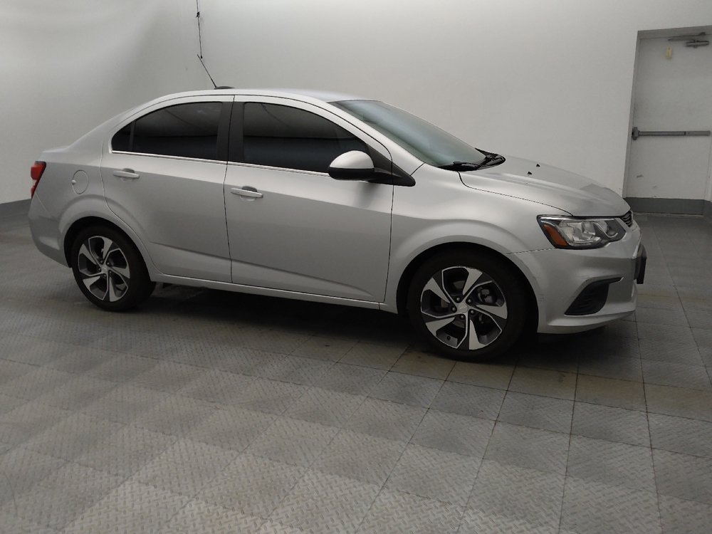 Used 2020 Chevrolet Sonic Premier FWD image 11