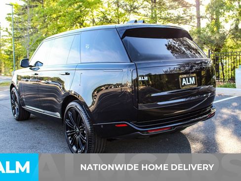 Used 2023 Land Rover Range Rover Long Wheelbase SE AWD/4WD image 5