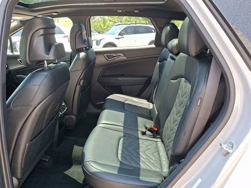 Used 2024 Kia Sportage X-Line w/ X-Line Premium Package AWD/4WD image 12