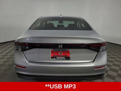 Used 2023 Honda Accord EX image 7