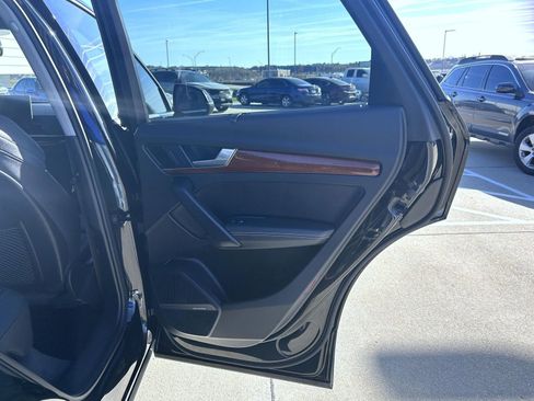 Used 2022 Audi Q5 e Prestige image 17