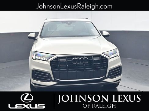 Used 2023 Audi Q7 3.0T Prestige AWD/4WD image 4