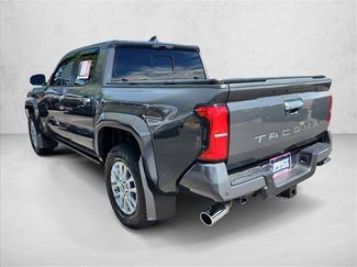 Used 2025 Toyota Tacoma Limited AWD/4WD video 3