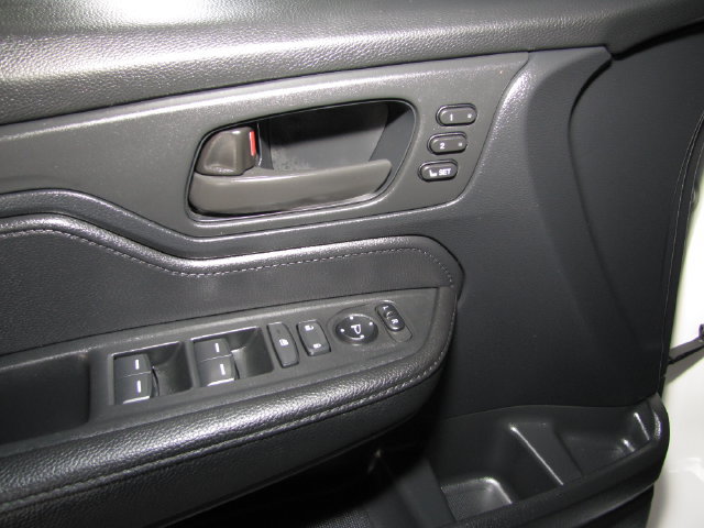 Certified 2024 Honda Odyssey EX-L image 35