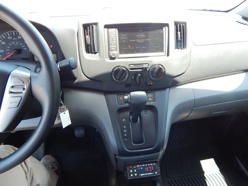 Used 2021 Nissan NV200 S FWD image 24