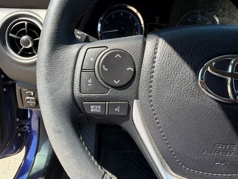 Used 2019 Toyota Corolla SE image 25