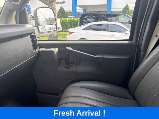 Used 2025 Chevrolet Express 2500 w/ Driver Convenience Package RWD image 9