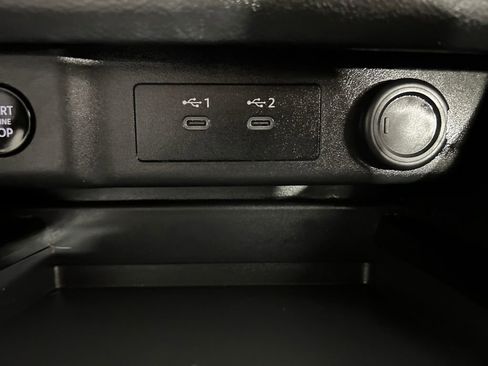 Used 2024 Nissan Rogue SV image 30