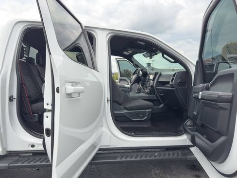 Used 2019 Ford F150 XLT w/ Equipment Group 302A Luxury AWD/4WD image 10