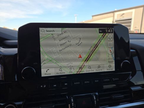 Used 2022 Nissan Pathfinder Platinum w/ Cargo Package image 29