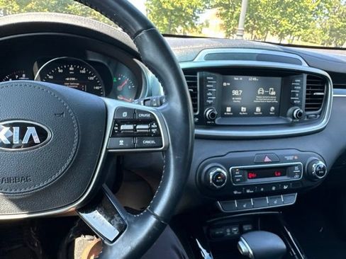 Used 2020 Kia Sorento EX AWD/4WD image 45