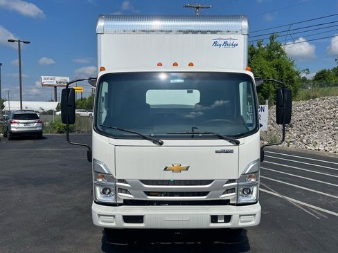 New 2025 Chevrolet Low Cab Forward RWD image 9