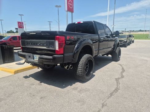 Used 2019 Ford F350 Platinum w/ Platinum Ultimate Package AWD/4WD image 5