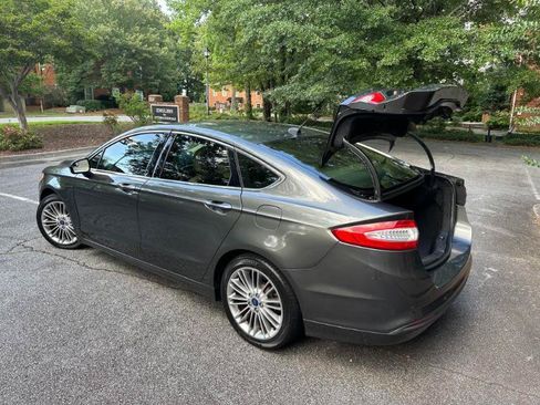 Used 2016 Ford Fusion SE w/ Equipment Group 202A FWD image 14